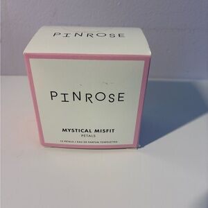 Pinrose Mystical Misfit Petals Eau de Parfum Towelettes - Pink
